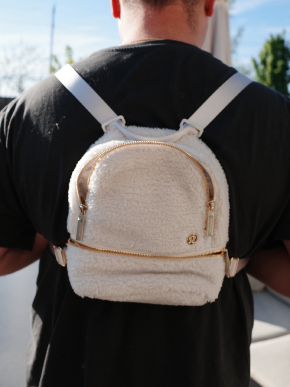 lululemon athletica Cream Sherpa Mini Backpack with Gold Hardware - Picture 4 of 5